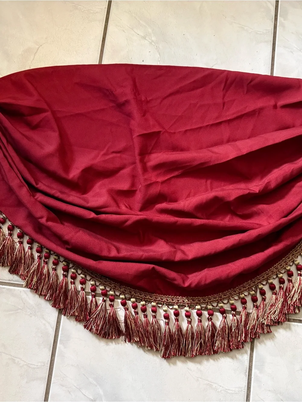 JCPenney Home Collection Burgundy Waterfall Swag Valance Curtain Tassel Bead
